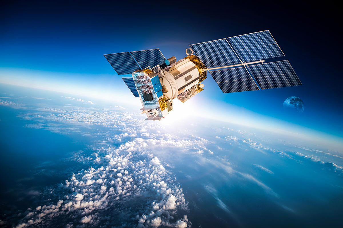 Yahsat commande deux satellites à Airbus